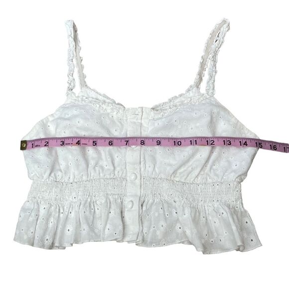 Forever 21 Crop Top Tank Button Up Crochet White Size Small Flower Design - Picture 6 of 8
